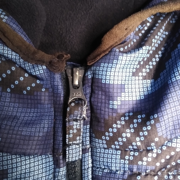 Roebuck & Co, Hooded Puffer Jacket, SIZE: M/M 10/12, blue + black - Picture 3 of 11